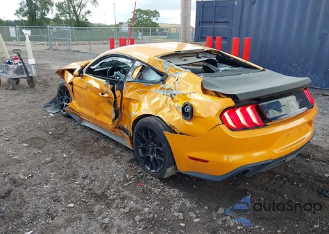 2018 Ford Mustang Ecoboost z USA, uszkodzony, nr VIN 1FA6P8TH7J5126064
